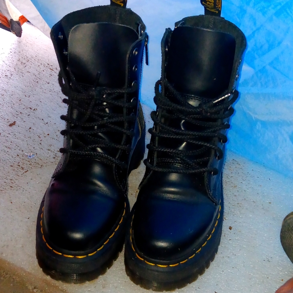 Authentic Doc Martin's, women's 7